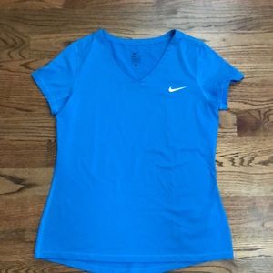 Nike blue exercise t shirt size xl